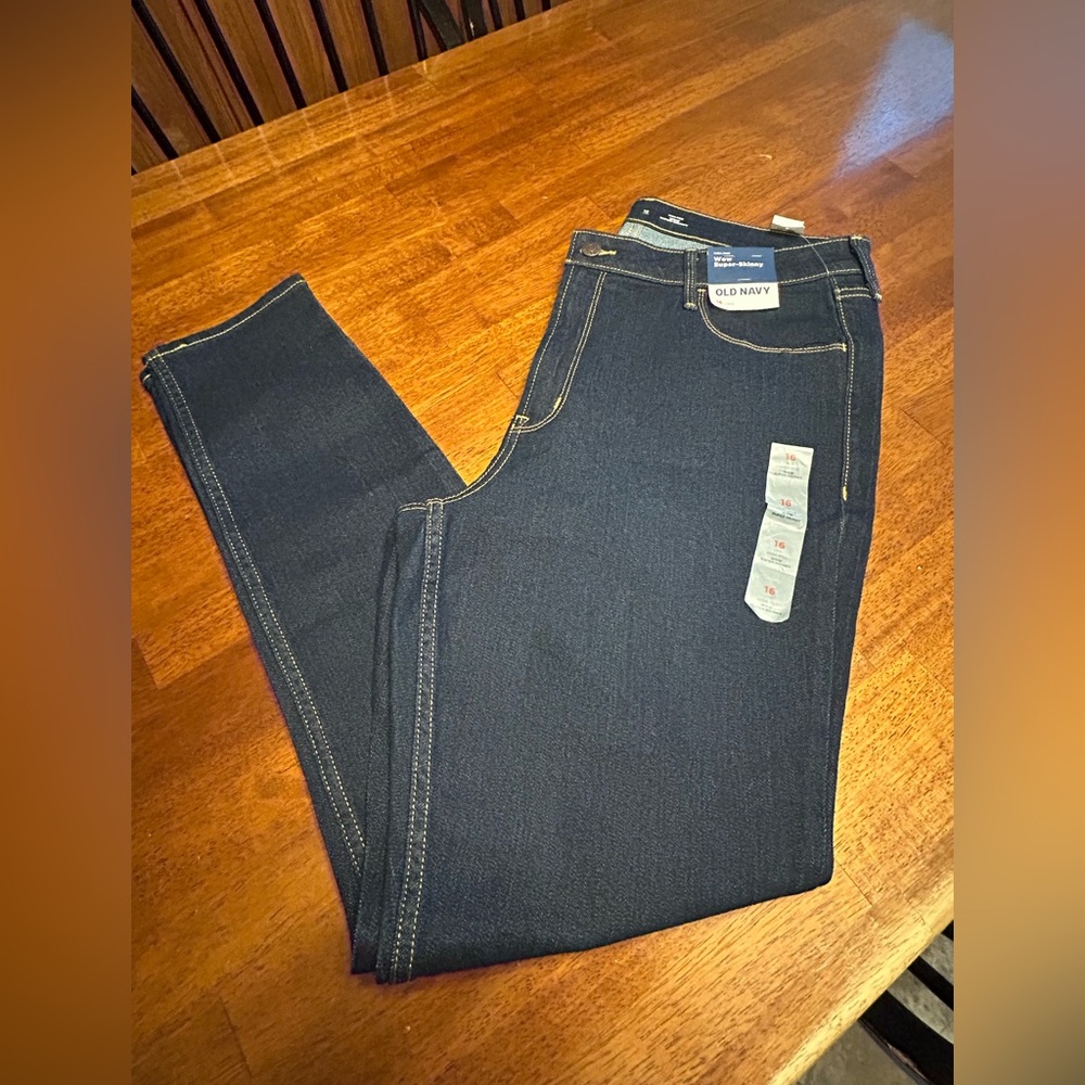NWT Old Navy Wow Super-Skinny Long Jeans - Picture 2 of 8
